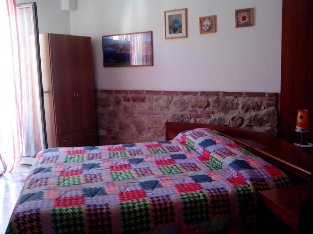 Bed&Breakfast La Casetta SantʼAlessio Siculo 객실 사진