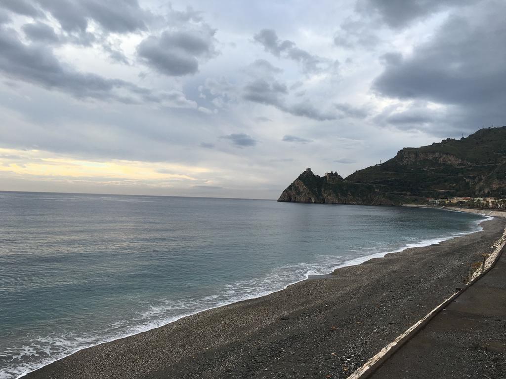 Bed&Breakfast La Casetta SantʼAlessio Siculo 외부 사진