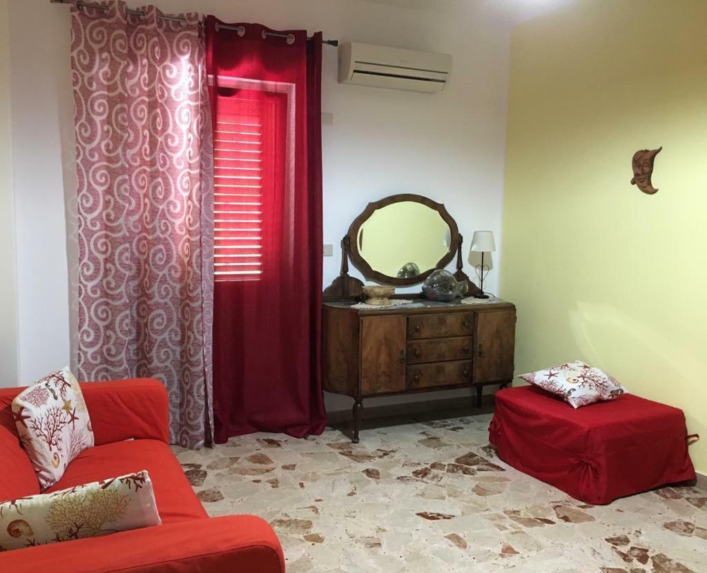 Bed&Breakfast La Casetta SantʼAlessio Siculo 외부 사진